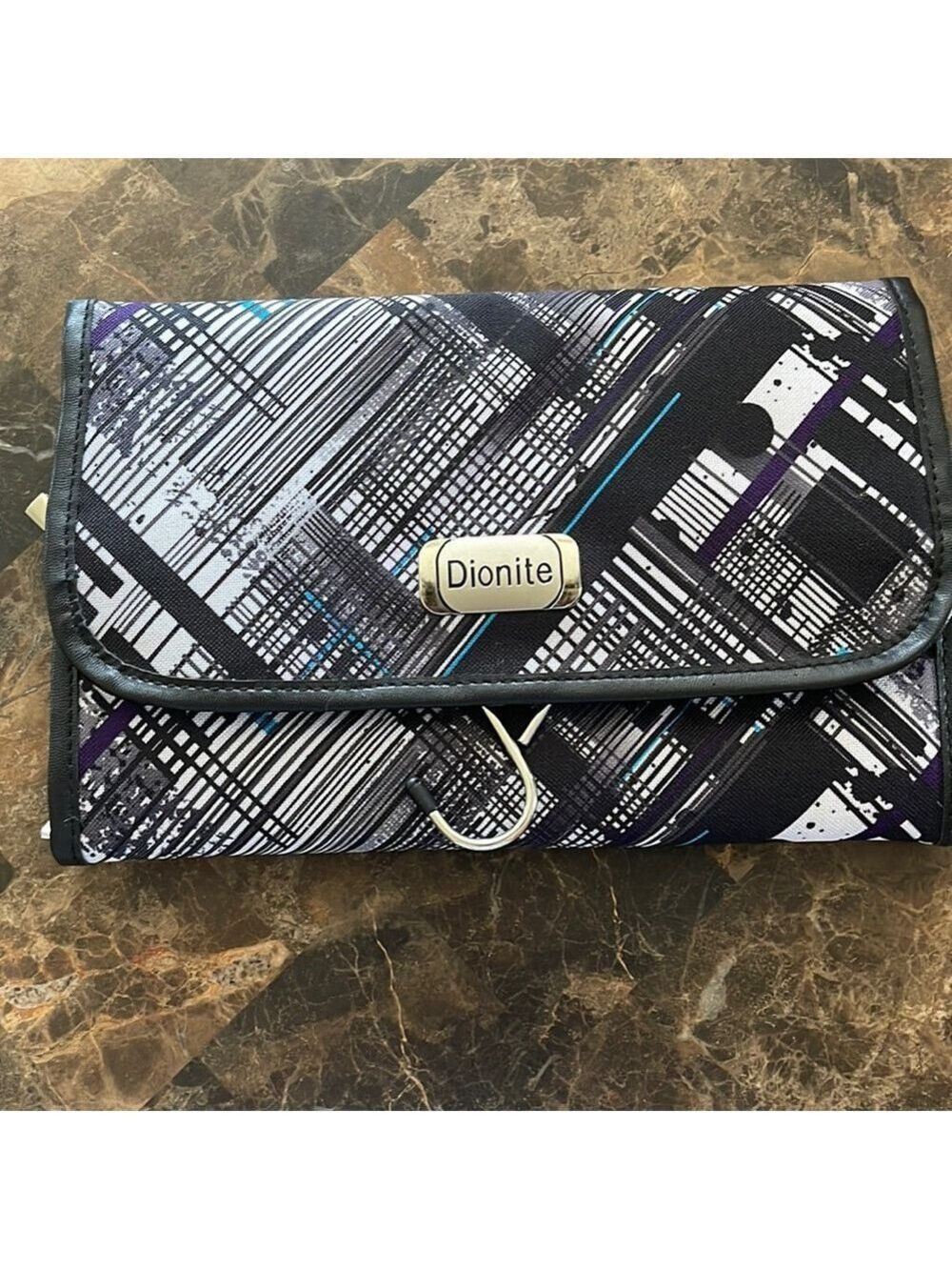 Dionite Hanging Makeup Case❤️‍🔥❤️‍🔥